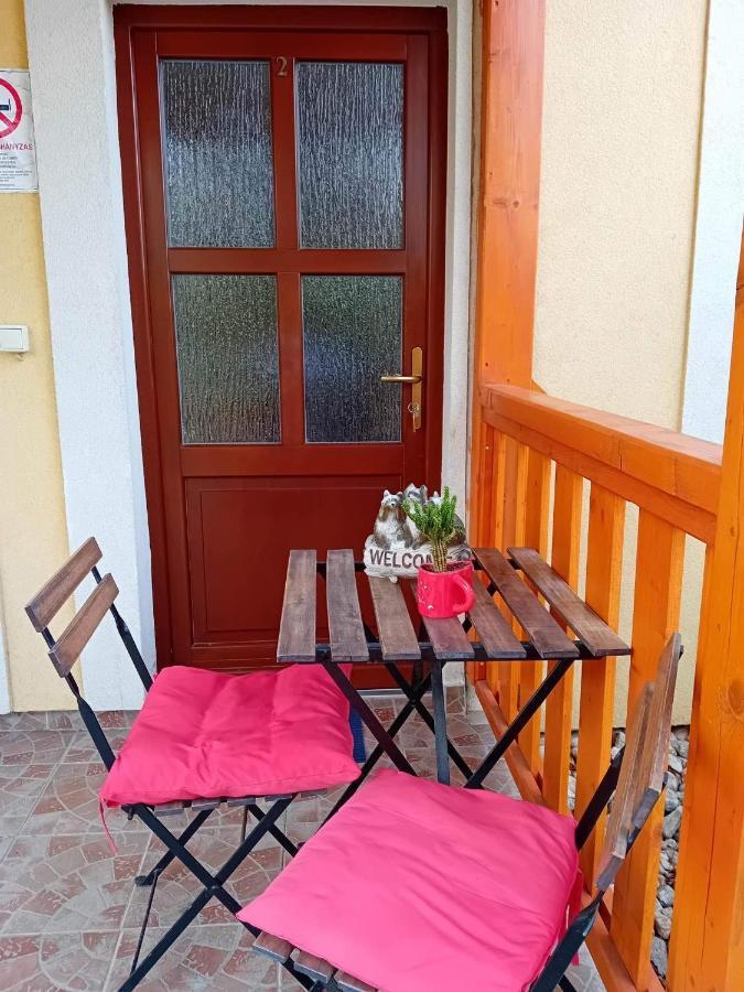 Szentesi Panzio Bed and Breakfast Fertőrákos Buitenkant foto